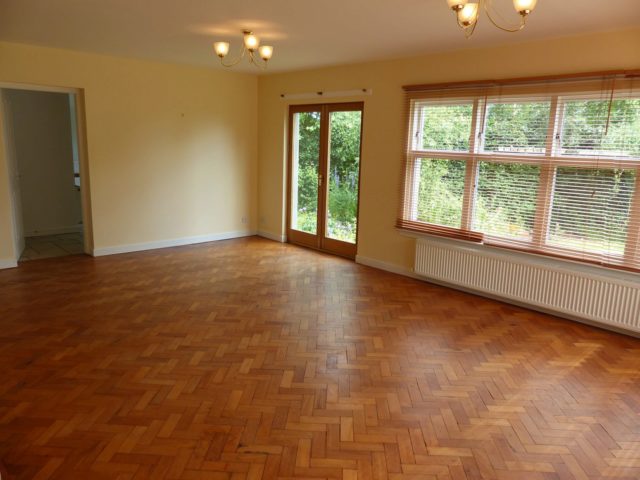  Image of 4 bedroom Cottage to rent in Pettinain Lanark ML11 at Pettinain Lanark South Lanarkshire, ML11 8SR